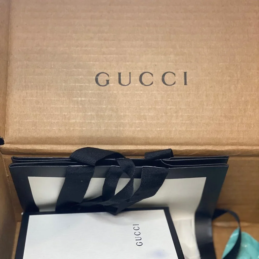 Gucci NY Card case NWT - Picture 6 of 7
